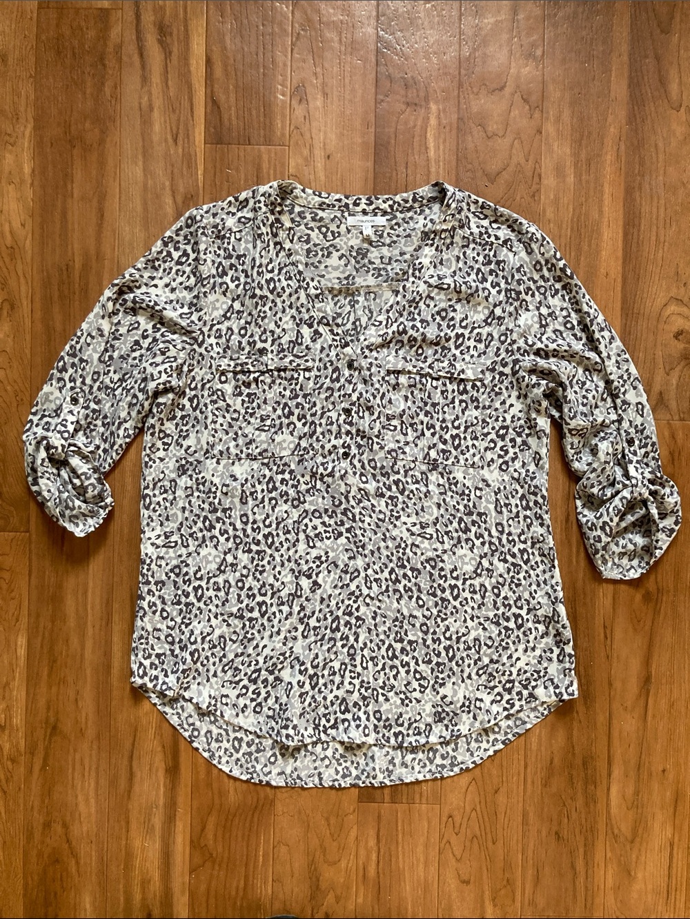 Maurices Size M Neutral Leopard-Print V-Neck Blouse women’s
